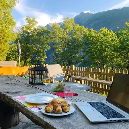 Atelier Berg Zum Bildji Bed & Breakfast *
